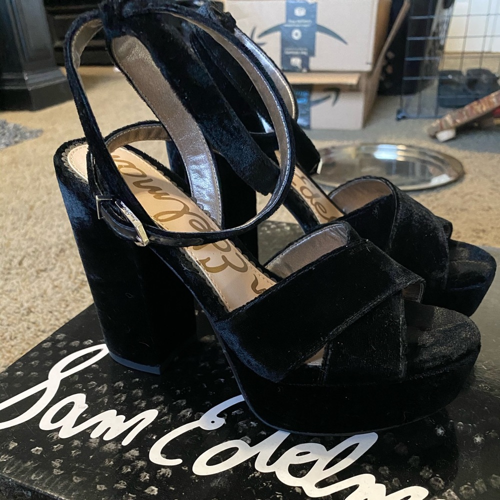 SOLD Sam Edelman Chunky Platform Heels